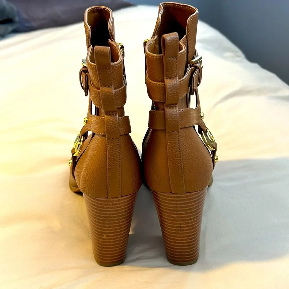 MICHAEL Michael Kors Brown Faux Pebbled Leather Buckle Accent Ankle Boots 9.5